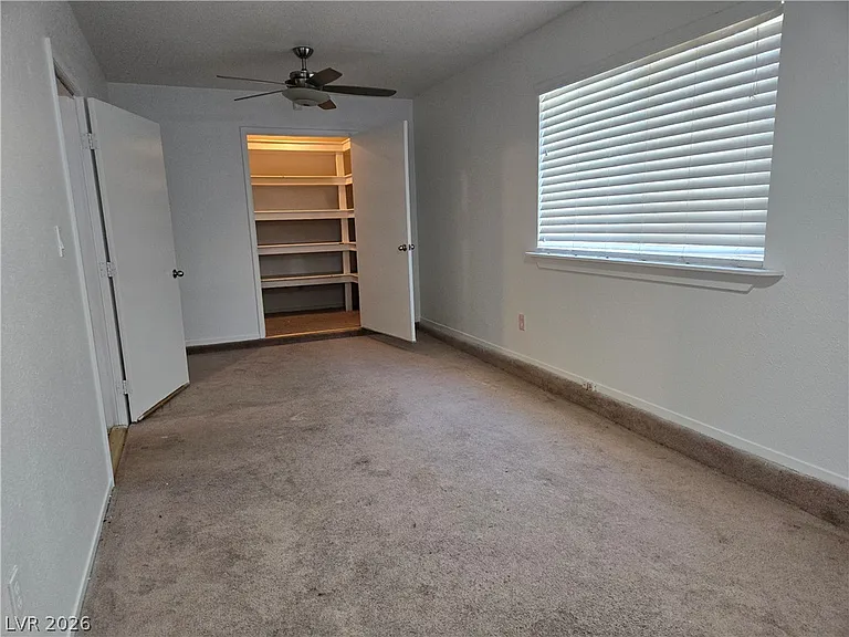 5945 N El Capitan Way — Photo 48