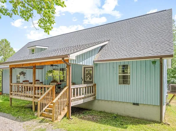 364 Stephen Thomas Dr, Talking Rock, GA 30175