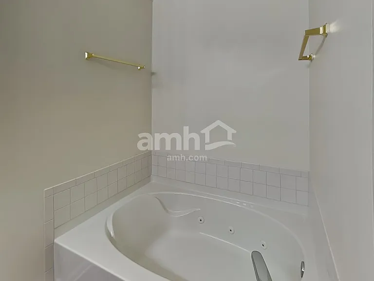 643 Glenties Dr — Photo 12