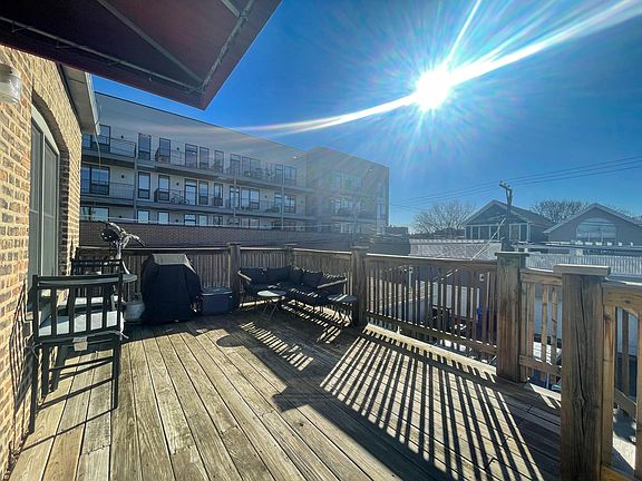 2nd image of 2417 W Hutchinson St APT 3