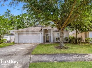 5603 Village Pond Cir, Jacksonville, FL 32222