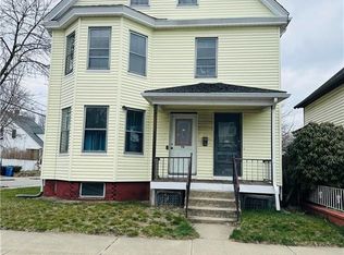 77-79 Whipple Ave, Cranston, RI 02920