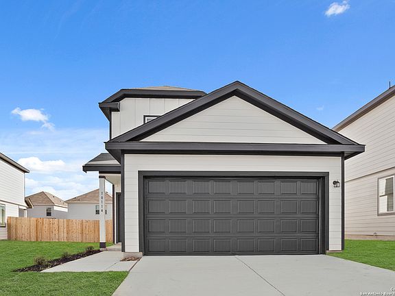 3rd image of 10114 Carnelian Cove