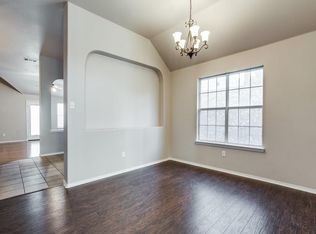 3825 Drexmore Rd, Fort Worth, TX 76244