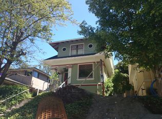 710 Summit Ave E, Seattle, WA 98102