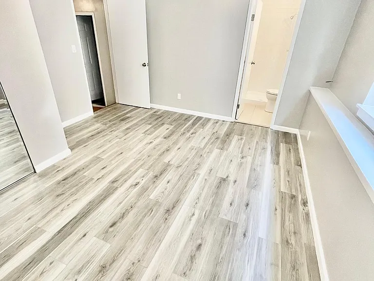 2331 14th Ave — Photo 22