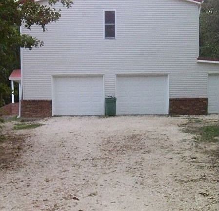 3 bay garage.