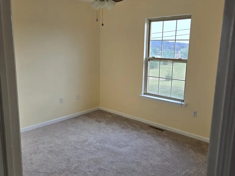 55 Stonecrop Ln — Photo 15
