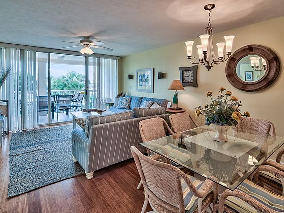 3rd image of 480 Gulf Shore Dr Unit 204