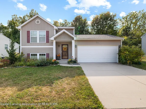 466 Blue Spruce Ln, Mason, MI 48854