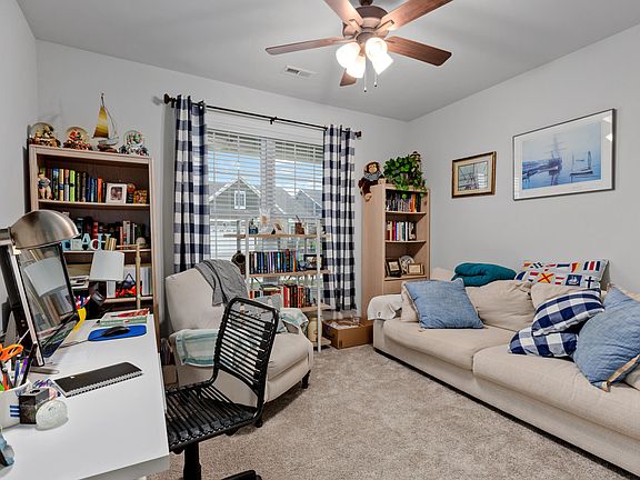 3rd image of 2101 Northwood Ln