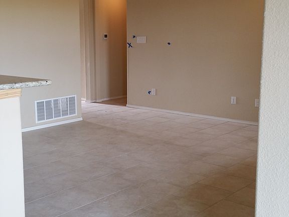 5th image of 513 Peach Ln