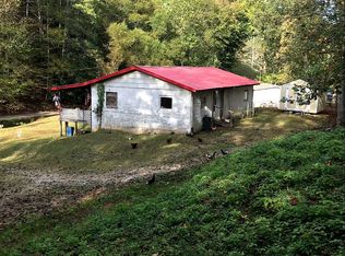 267 Lucy Castle Holw, River, KY 41254