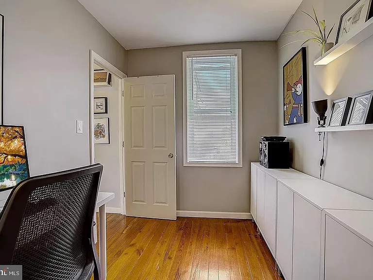 2735 Reno St — Photo 17