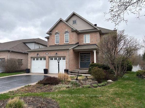 7 Knotwood Ct, Ottawa, ON K2J 5E5