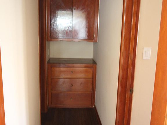 5th image of 5919 Crenshaw Blvd #19