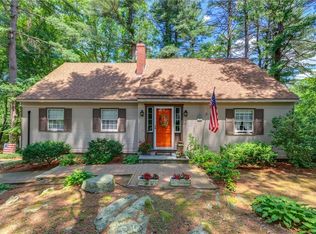 23 Tom Lee Dr, North Smithfield, RI 02896