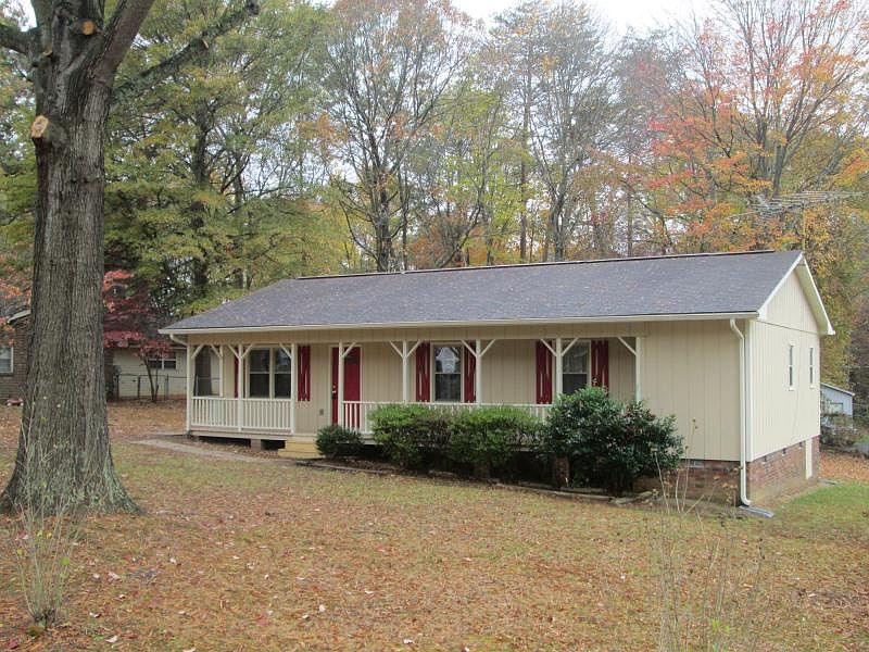 1st image of 1031 Hillcrest Dr