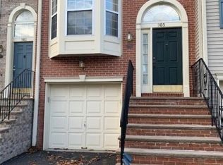 903 Somerset Ct, Ramsey, NJ 07446