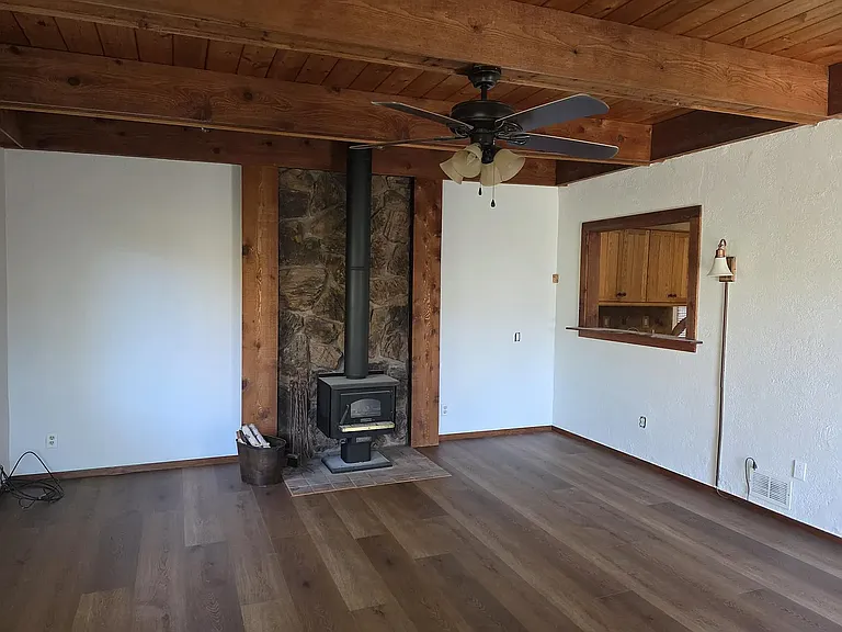 2312 Finch Ln — Photo 12