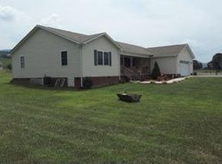 1360 Bronco Ln, Elliston, VA 24087