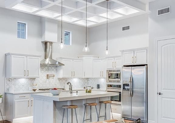 3rd image of 12760 Brixton Pl