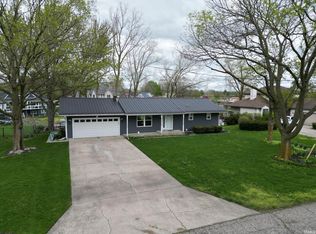 29369 Channel View Dr, Elkhart, IN 46516