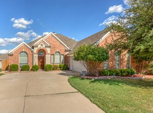 924 Chestnut Ave, Burleson, TX 76028