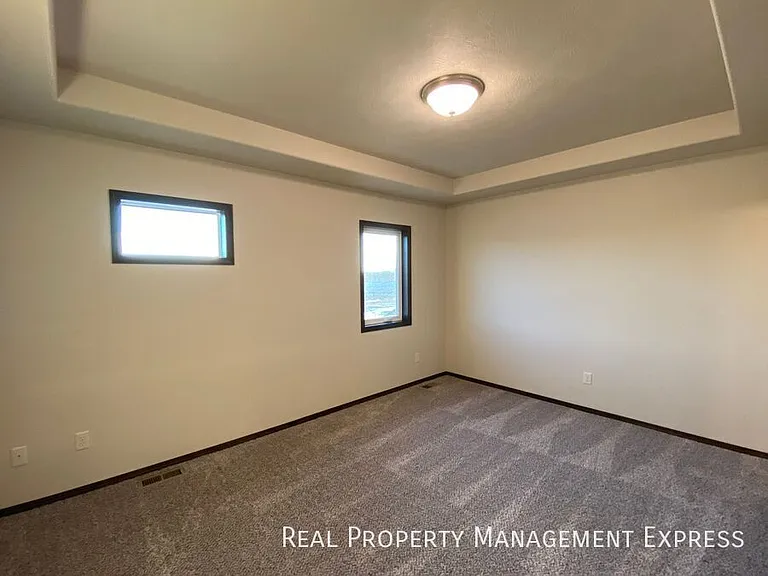 5822 S Whisper Creek Pl — Photo 13