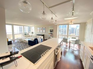 1330 N Astor St, Chicago, IL 60610