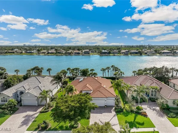 5683 Whispering Willow Way, Fort Myers, FL 33908