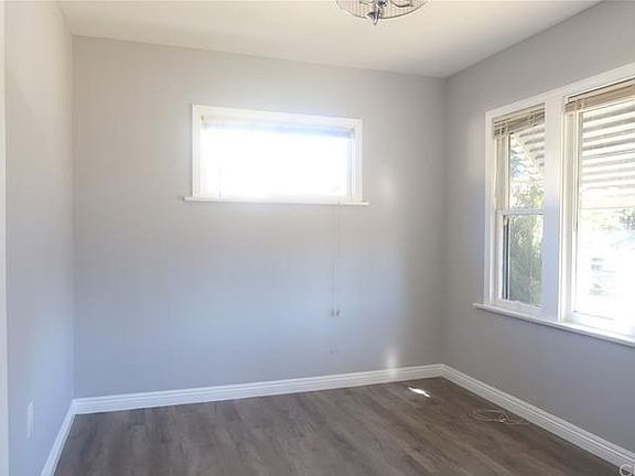 2nd image of 2762 N Sierra Way