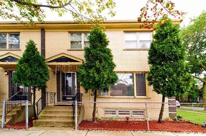 1st image of 2453 W Pratt Blvd #A