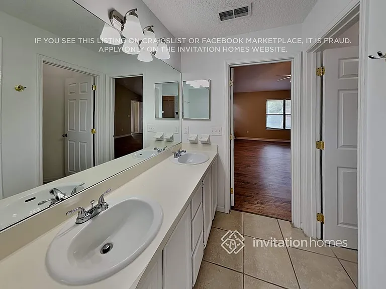 8182 Rocky Creek Dr — Photo 11