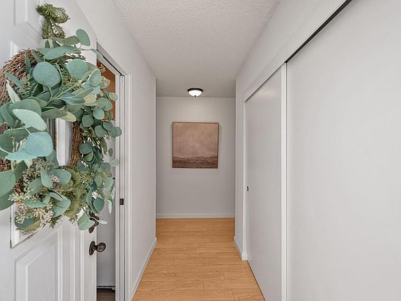 3rd image of 115 Guaymas Pl