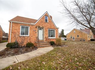 8406 Whittington Dr, Parma, OH