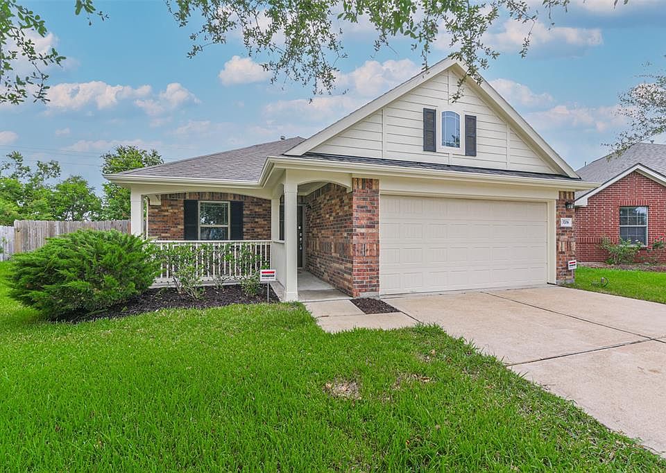 1st image of 13706 Drakeford Ct
