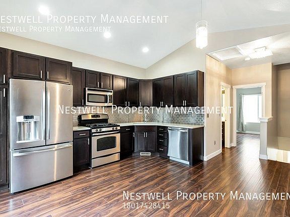 3rd image of 3684 W Periwinkle Dr