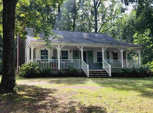 1102 Hidden Acres Dr, Bedford, IN 47421