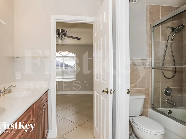 3124 SW 142nd Pl — Photo 10
