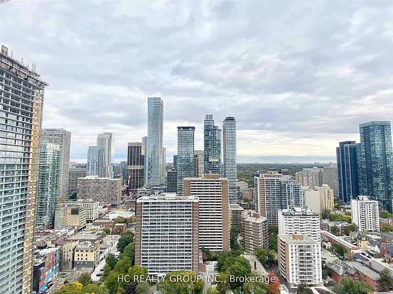 28 Wellesley St E #3508 — Photo 9