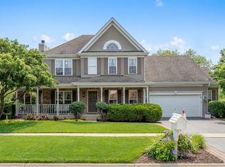 S427 Grengs Ln, Geneva, IL 60134