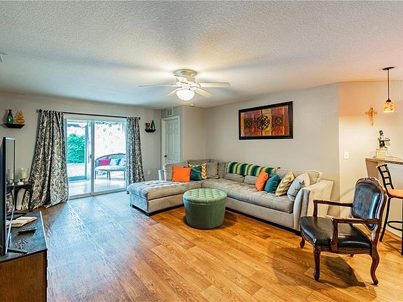 4th image of 15421 Winter Breeze Ln
