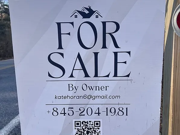 769 Hunns Lake Rd, Stanfordville, NY 12581