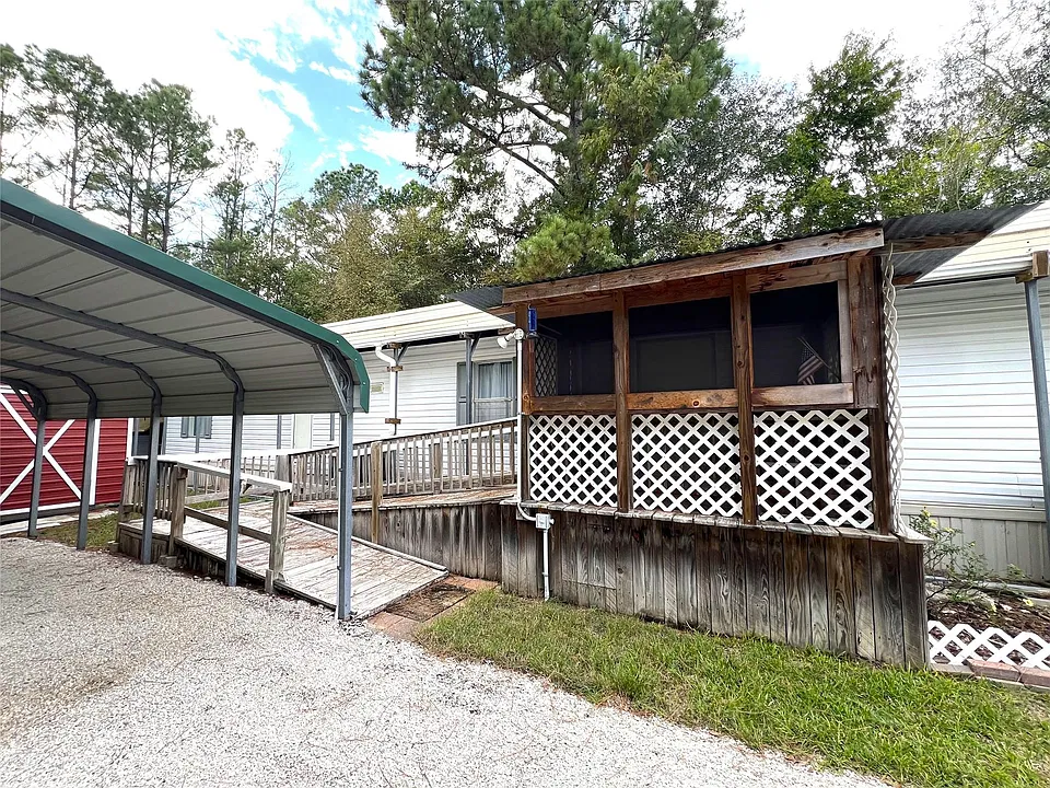 3 Lynell Dr