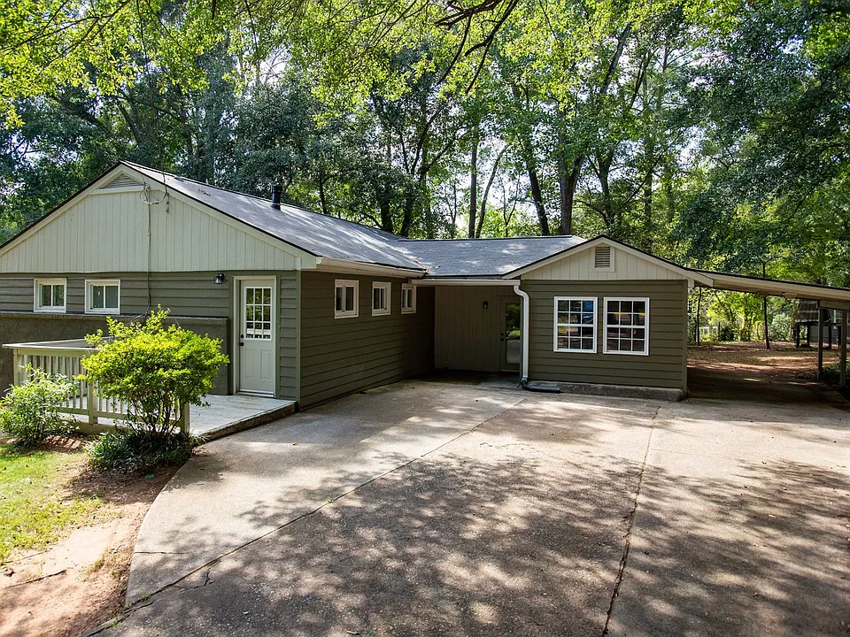 230 Habersham Way