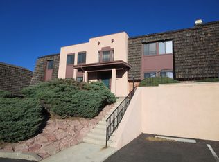 2901 Mesa Rd APT C, Colorado Springs, CO 80904