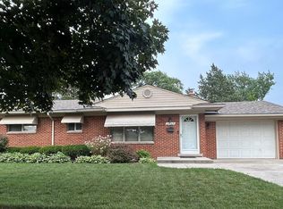 7344 Iroquois St, Westland, MI 48185