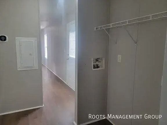 4th image of 4725 Flanders Blvd #227