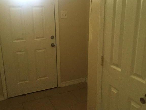 3rd image of 105 Kerns Dr